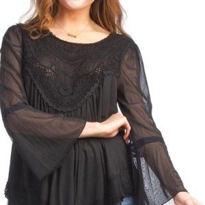 Papillon Blouse Size Small